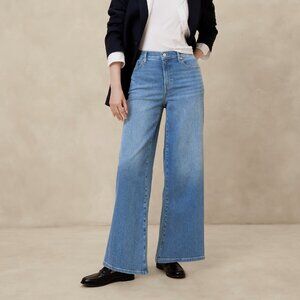 High-Rise Wide-Leg Jean